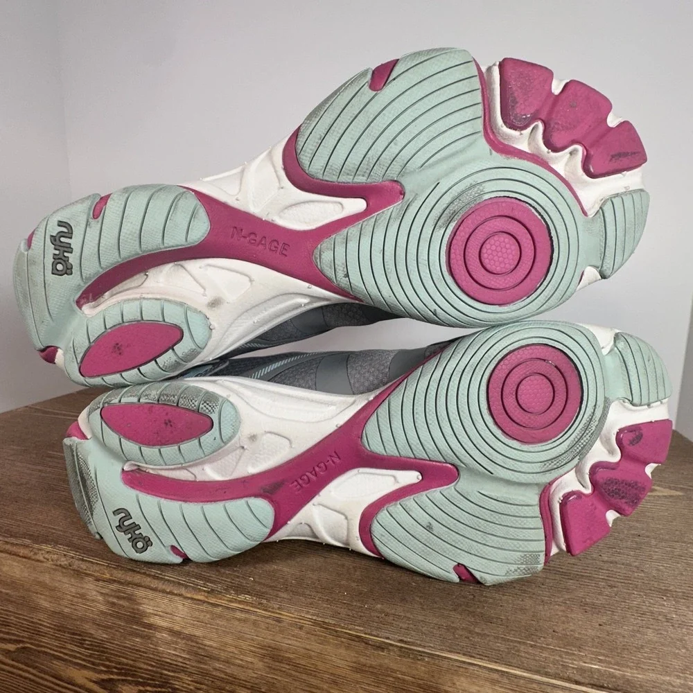 Ryka Influence Sneaker Womens 7.5 Lightweight Memory Foam Athletic Sporty Casual